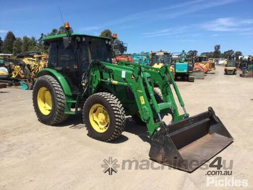 John Deere 5085M