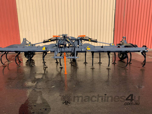 caption Mandam KUN-F Cultivators Tillage Equip