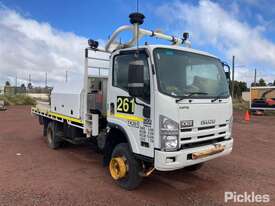 2014 Isuzu NPS300 - picture0' - Click to enlarge