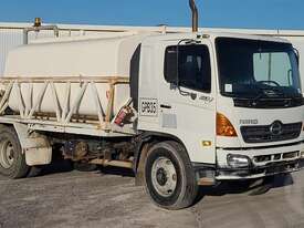 Hino GH1J - picture0' - Click to enlarge