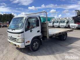 2010 Hino 300 816 - picture0' - Click to enlarge