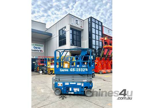 Genie GS1932 Electric Scissor Lift