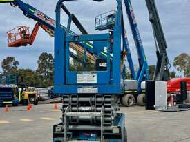 Genie GS1932 Electric Scissor Lift - picture1' - Click to enlarge