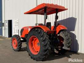 Kubota M7040SU - picture2' - Click to enlarge