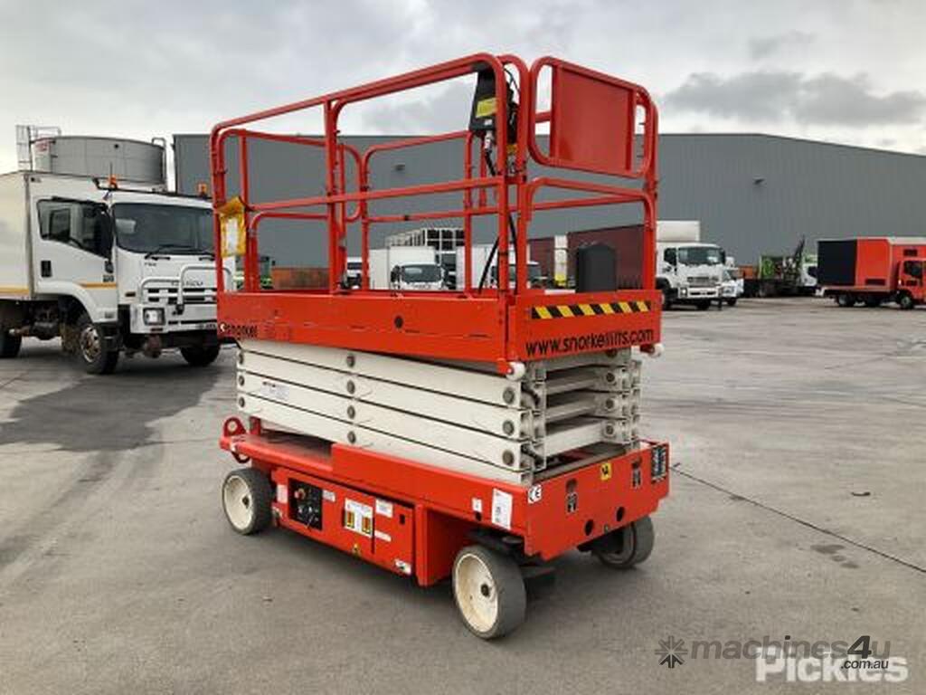 Used 2014 snorkel S2646 Electrical Scissor Lift in , - Listed on Machines4u