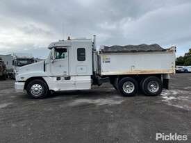 2002 Freightliner Century Class FLX C120 Tipper Sleeper Cab - picture2' - Click to enlarge