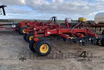 2016 Bourgault 3320-60 QDA Air Drills 2016 Bourgault 3320-60 QDA Air Drills