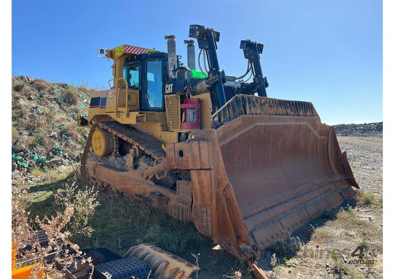 Used Caterpillar CATERPILLAR D10T DOZER Dozer in , - Listed on Machines4u