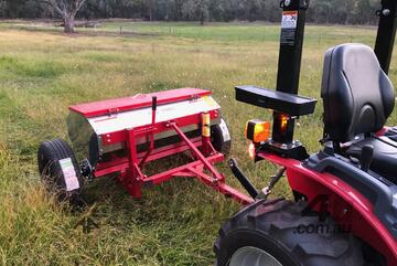 SPREADX ILS-3010 LIME SPREADER (770L)