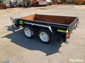 Custom Dual Axle Box Trailer - picture1' - Click to enlarge