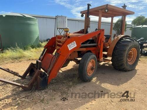 Chamberlain Countryman Tractor 