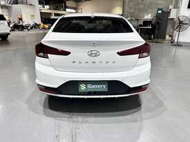 2020 Hyundai Elantra Active Petrol - picture2' - Click to enlarge