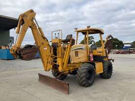 Vermeer RT950 Trencher - picture1' - Click to enlarge