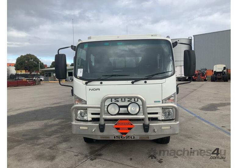 caption 2012 Isuzu NQR 450 Crew Dual Cab Service Body