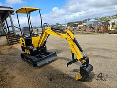 BRAND NEW FF Industrial Mini Excavator with Canopy