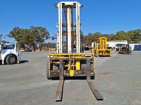 Clark CHY250 Forklift (Counterbalanced) - picture0' - Click to enlarge