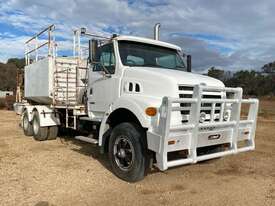 2000 Sterling LT7500 Service Truck - picture0' - Click to enlarge