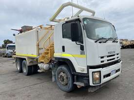 2012 Isuzu FVZ 1400   6x4 Water Truck - picture0' - Click to enlarge