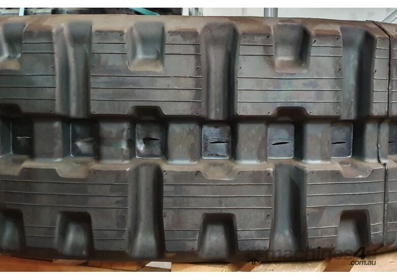 caption Rubber Track 320mm Tufftrac CTL C Pattern - 320x86Bx52