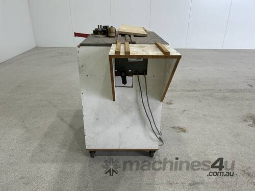 caption Janssens Woodworking Machine (Unreserved)