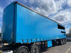 2002 Freighter Maxitrans ST-3 44ft Tri Axle Curtainsider - picture1' - Click to enlarge