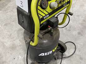 Ryobi Airwave 40 Litre Upright Air Compressor - picture0' - Click to enlarge