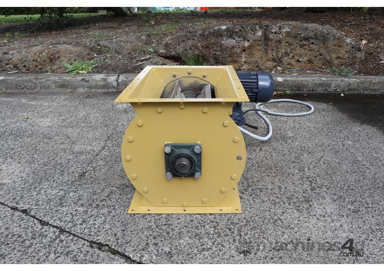 Industrial Rotary Valve Feeder - 540 x 365mm Opening