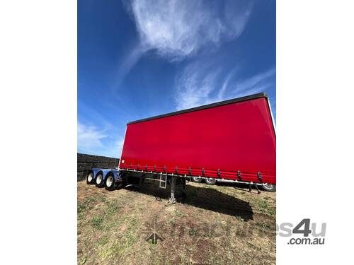 B-double A Trailer Vawdrey Tautliner load restraint