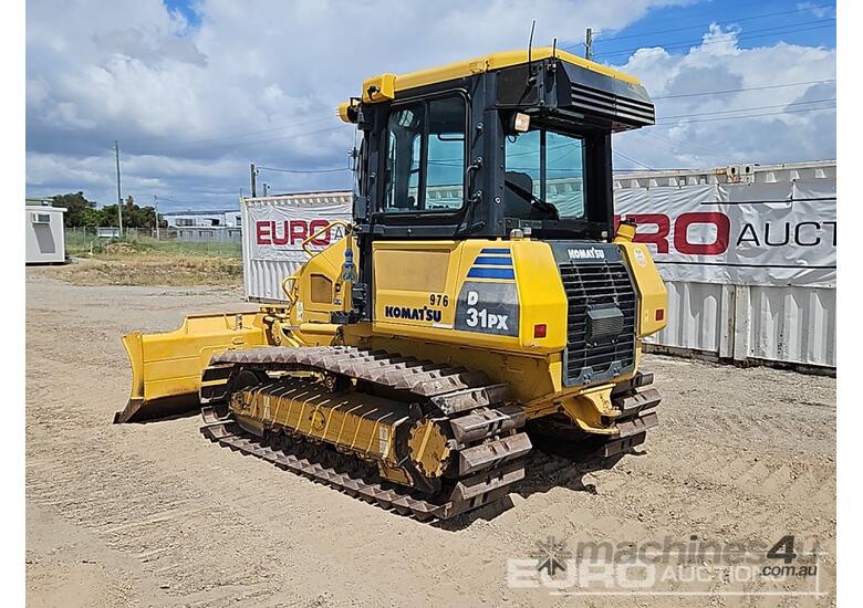 caption 2014 Komatsu D31PX-22