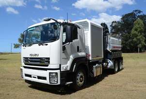 Vacuum Excavation Truck - 6000L l Fully Equipped for Safe, Efficient Excavation