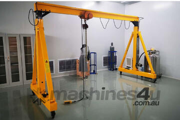 Mobile Gantry Crane, 5 ton, electrically adjustable height control and motorised positioning.