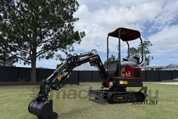 Rhinoceros XN12SE 1.2T Mini Excavator, Swing Boom, Expandable Tracks with Deluxe Attachment Package