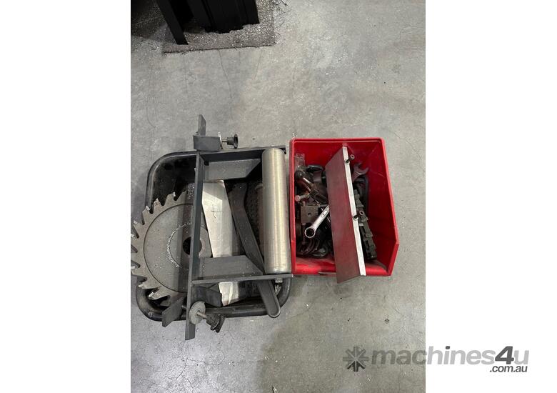 caption Elumatec End Mill