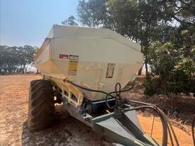 2003 Marshall 980T Fert Spreaders - picture0' - Click to enlarge