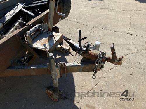 caption 1980 Unknown Tandem Axle Tilting Box Trailer