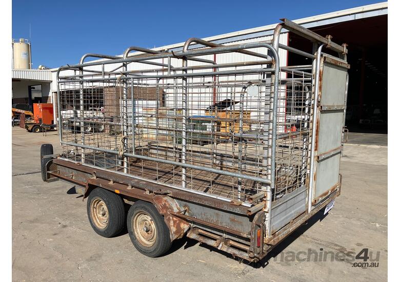 caption 1980 Unknown Tandem Axle Tilting Box Trailer