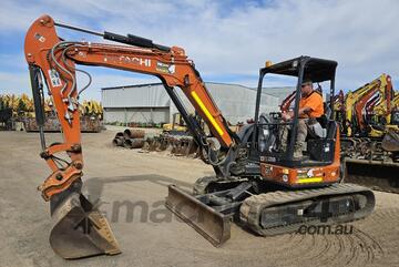 2022 HITACHI ZX48U-5 5T EXCAVATOR (M853) WITH CANOPY, HITCH, BUCKETS AND 750 HRS