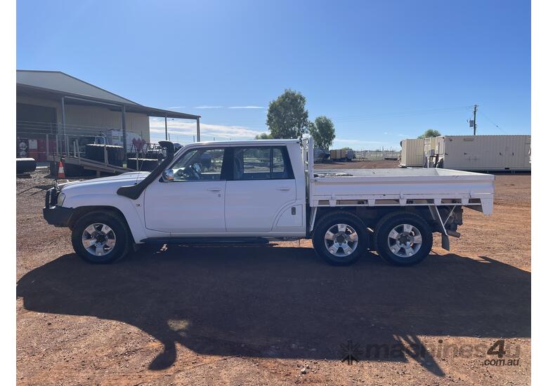 caption 2006 Nissan Patrol ST Diesel 6X4 Dual Cab Ute