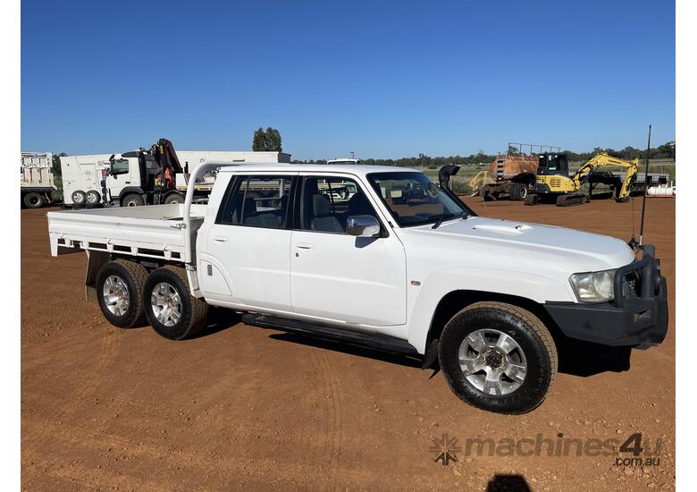 caption 2006 Nissan Patrol ST Diesel 6X4 Dual Cab Ute