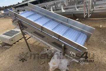 Conveyor Belt type 700mm wide belt x 2.1m long Stainless Steel