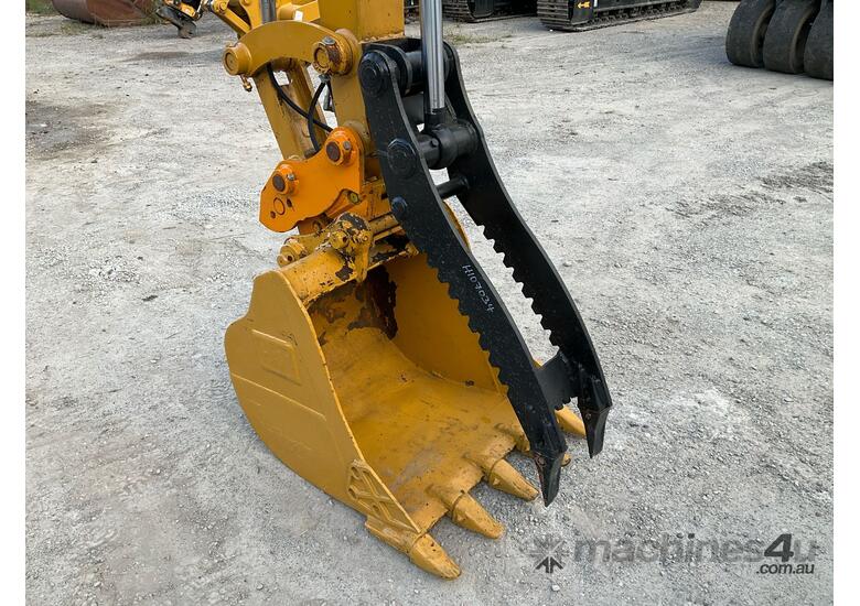 caption 2021 Caterpillar 305.5E2 Excavator (Steel Tracked)