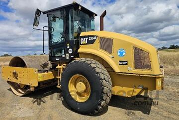 Photos (12) 2014 CATERPILLAR CS54B Drum Roller
