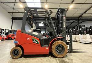 Heli G2 2.5T Electric Li-Ion Forklift - 5 Year Battery Warranty