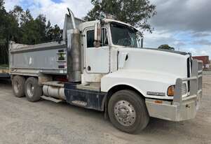 Kenworth 1996   T601 PB29
