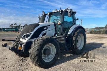 Valtra   T234D Tractor
