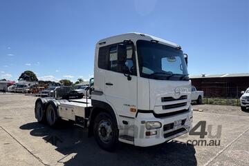 2014 UD GW 26 470 6x4 Prime Mover (Auto) 2014 UD GW 26 470 6x4 Prime Mover (Auto)