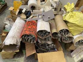 1 X Pallet of Curtain & Blind Parts - picture1' - Click to enlarge