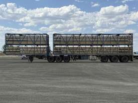 2015 STRASBURG B-DOUBLE LIVESTOCK TRAILER COMBINAT - picture2' - Click to enlarge