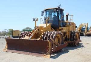Caterpillar 2007   825H