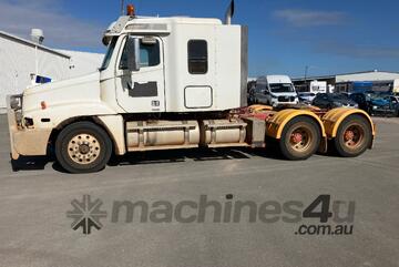 2008 Freightliner CST120 Prime Mover Sleeper Cab